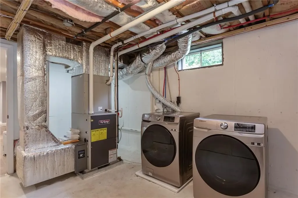 117 Elizabeth Avenue North Smithfield RI 02896