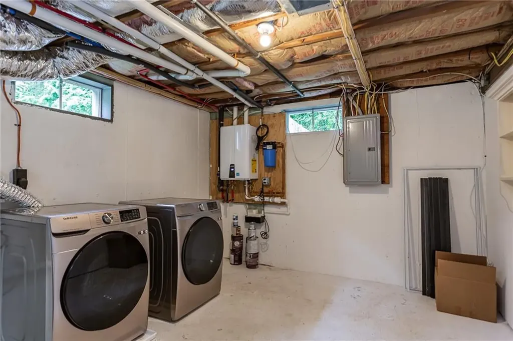 117 Elizabeth Avenue North Smithfield RI 02896