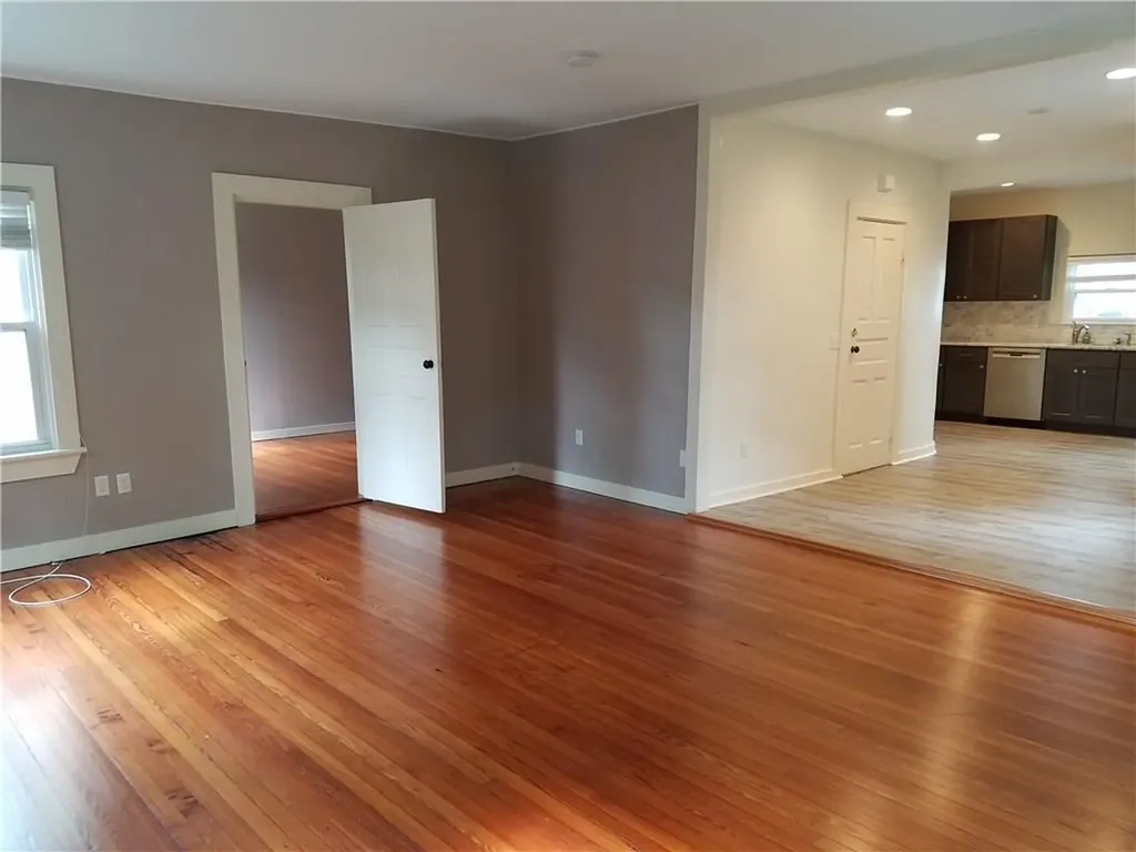 49 Merton Road Newport RI 02840