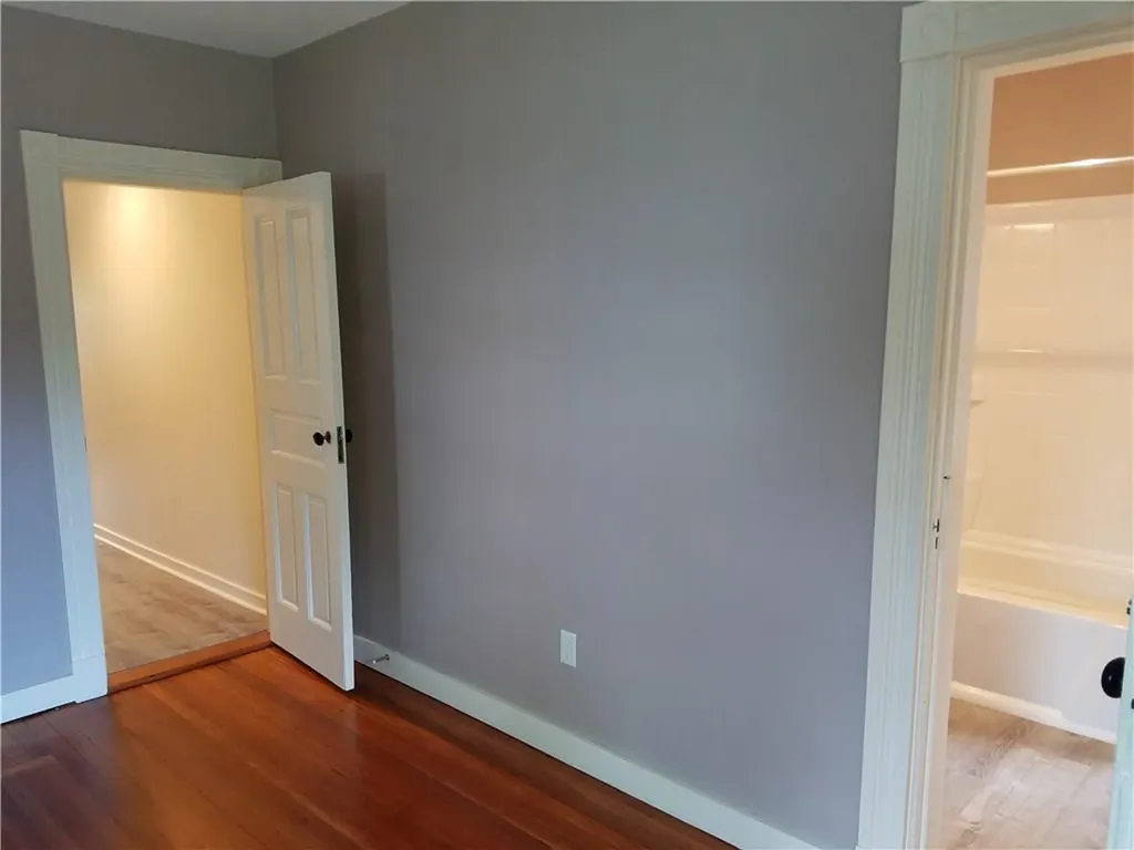 49 Merton Road Newport RI 02840