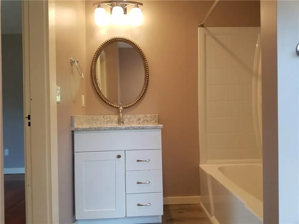 49 Merton Road Newport RI 02840