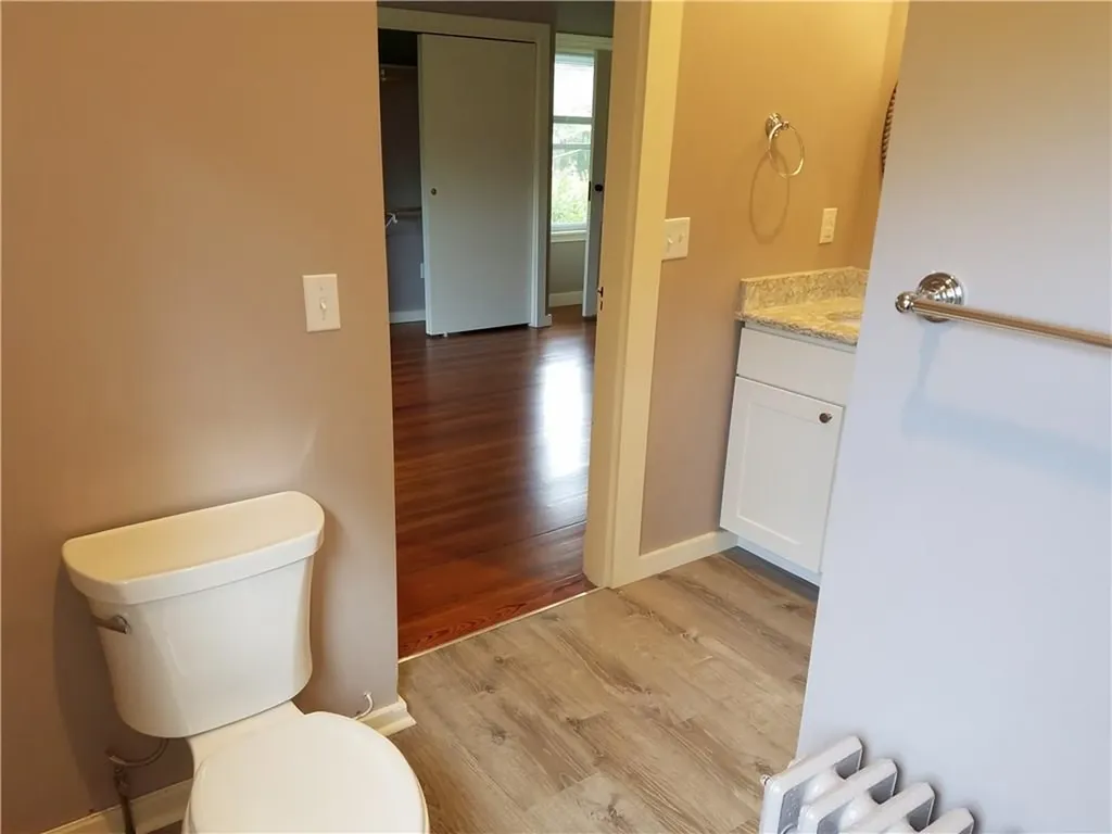 49 Merton Road Newport RI 02840
