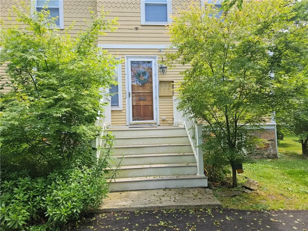 49 Merton Road Newport RI 02840