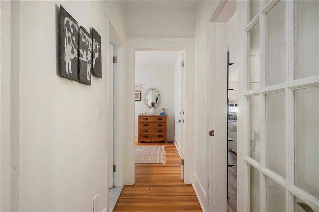 229 6th Street Providence RI 02906
