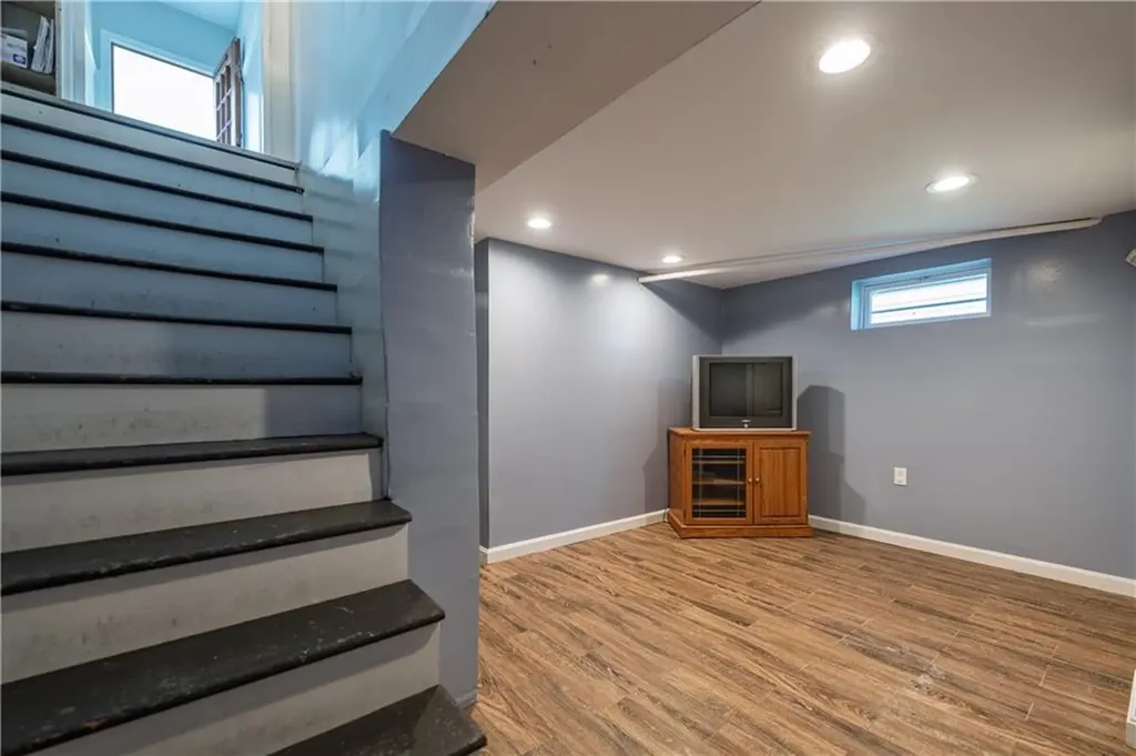 52 Forbes Street Providence RI 02908