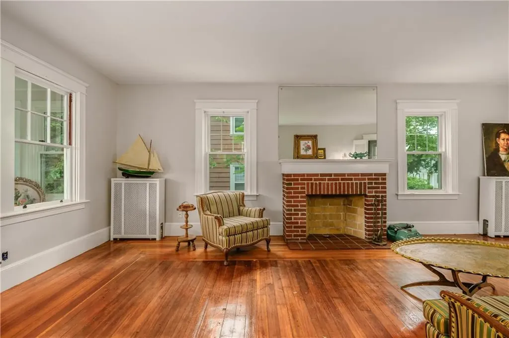 52 Forbes Street Providence RI 02908
