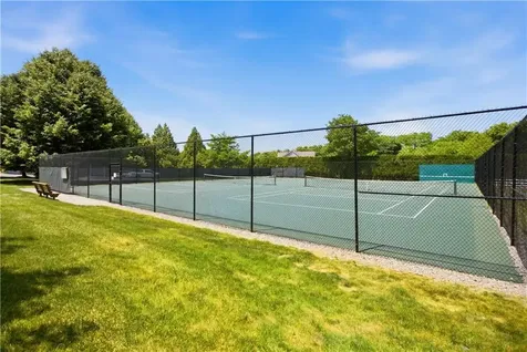 424 North Lane Bristol RI 02809
