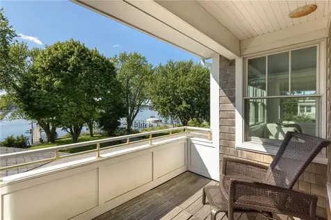 39 Shore Drive Warren RI 02885