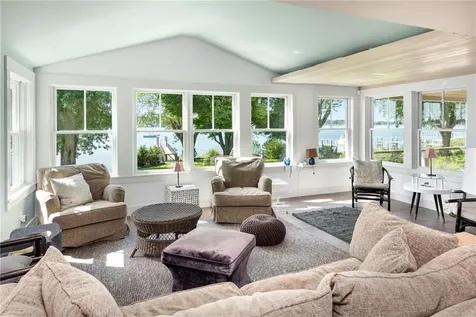 39 Shore Drive Warren RI 02885