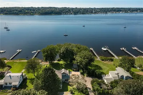 39 Shore Drive Warren RI 02885