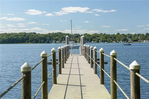 39 Shore Drive Warren RI 02885