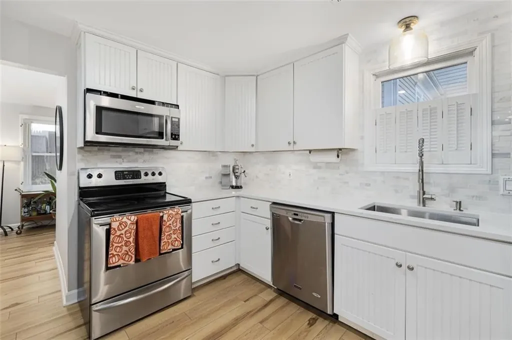 208 Marlborough Street East Greenwich RI 02818