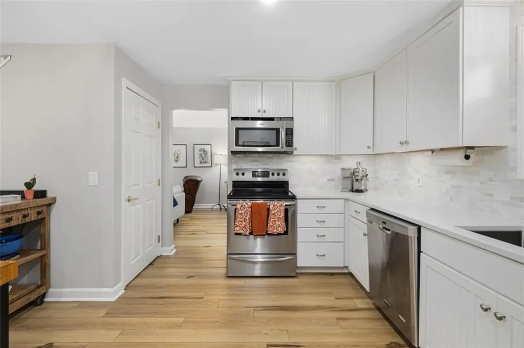 208 Marlborough Street East Greenwich RI 02818