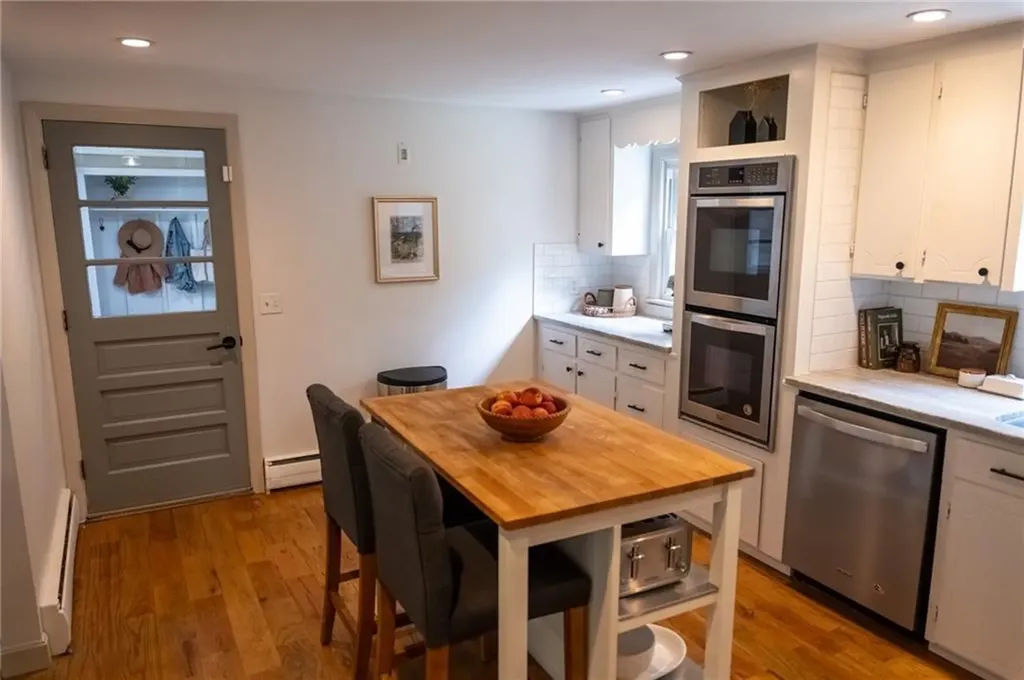 74 Follett Street North Smithfield RI 02896
