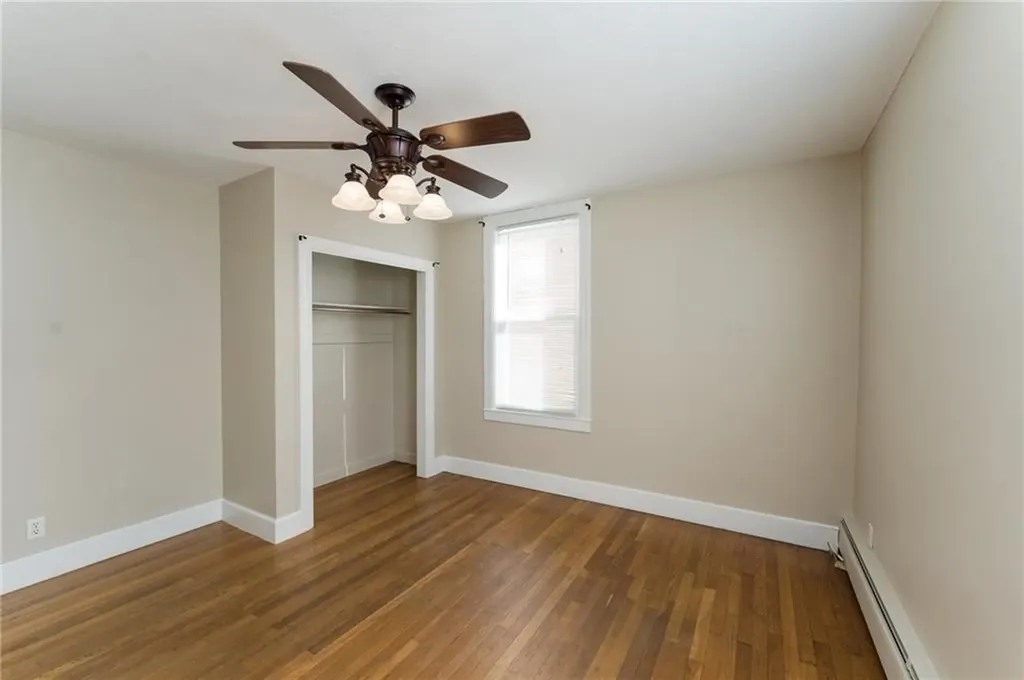 366 Park Place Woonsocket RI 02895
