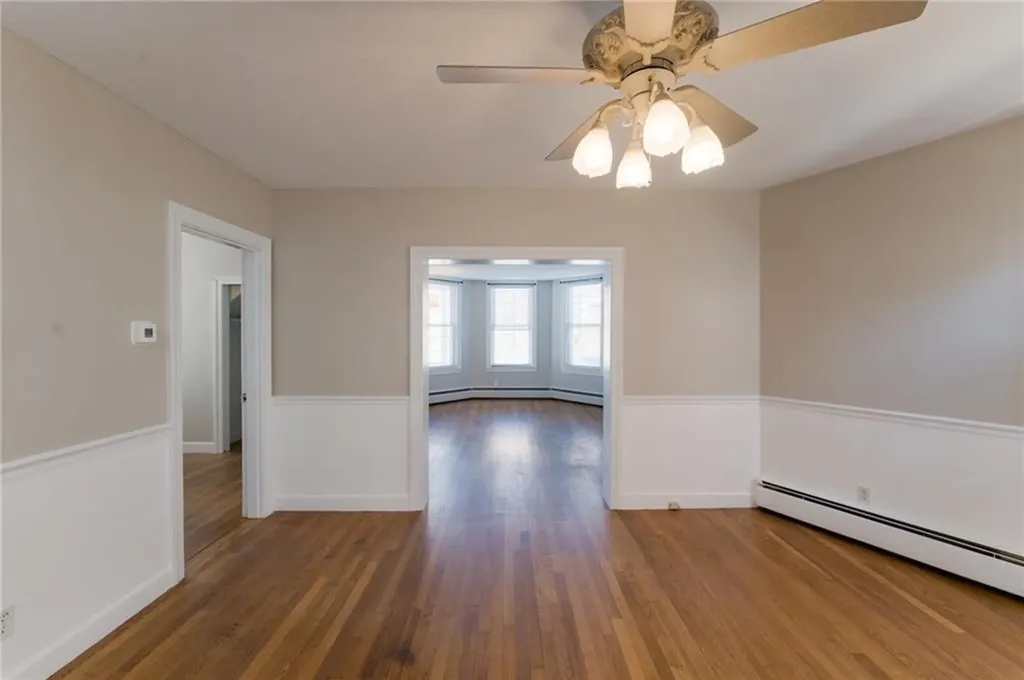 366 Park Place Woonsocket RI 02895