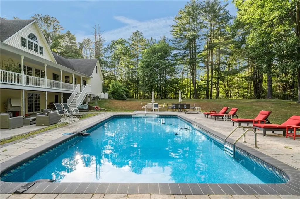 1158 Sisson Road Coventry RI 02827