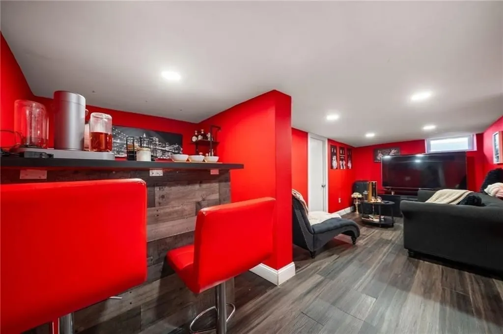 35 Sisson Street Providence RI 02909