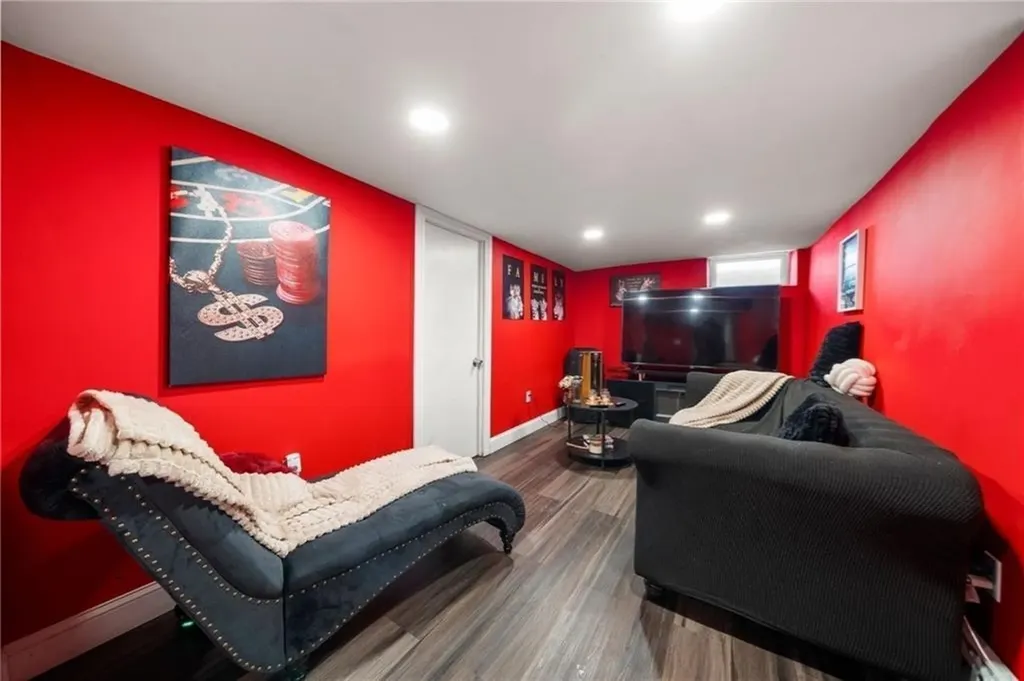 35 Sisson Street Providence RI 02909