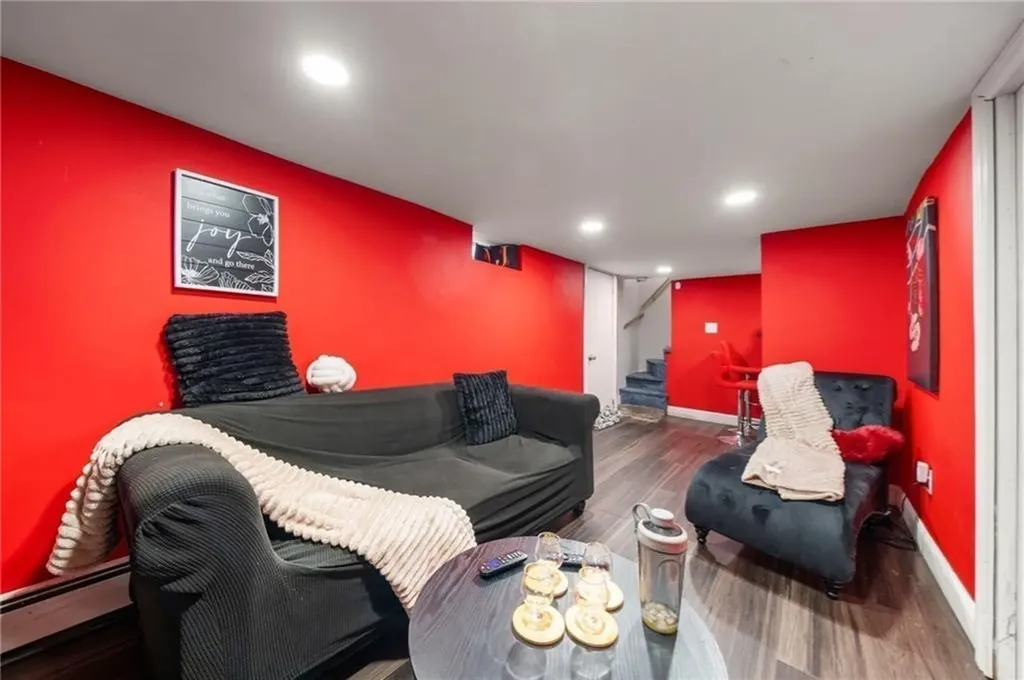 35 Sisson Street Providence RI 02909