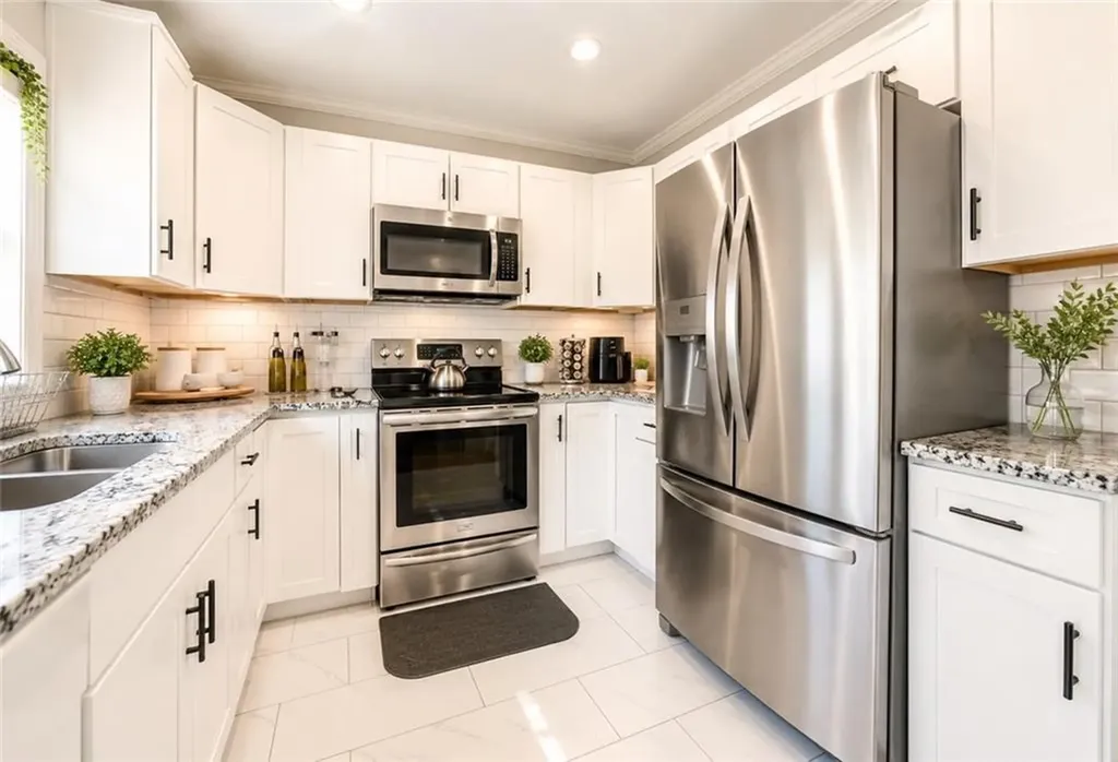 35 Sisson Street Providence RI 02909