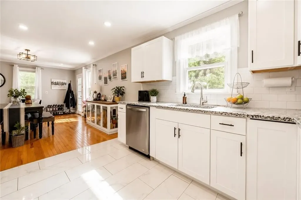 35 Sisson Street Providence RI 02909