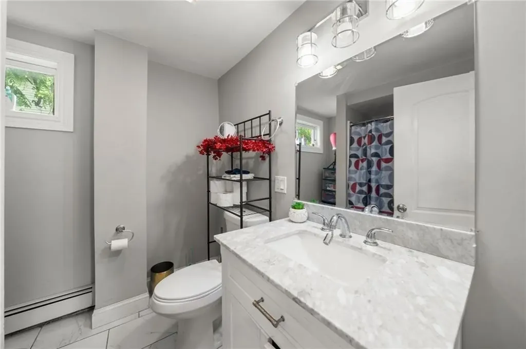 35 Sisson Street Providence RI 02909