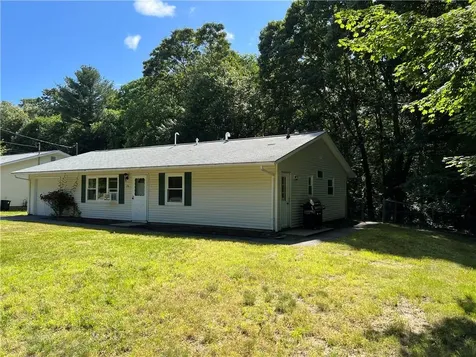 296 Signal Rock Road North Kingstown RI 02852