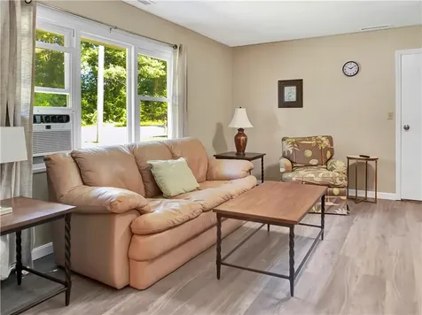 296 Signal Rock Road North Kingstown RI 02852