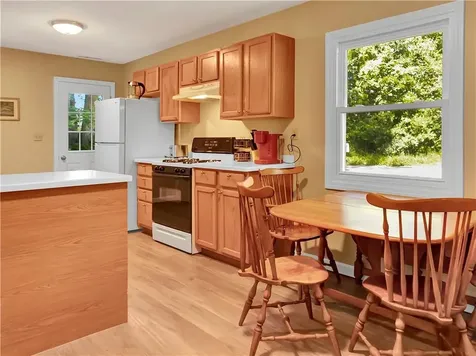 296 Signal Rock Road North Kingstown RI 02852