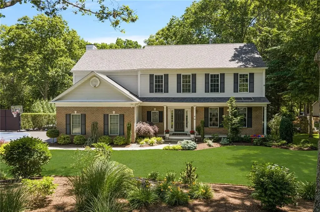 64 Fieldstone Lane North Kingstown RI 02874