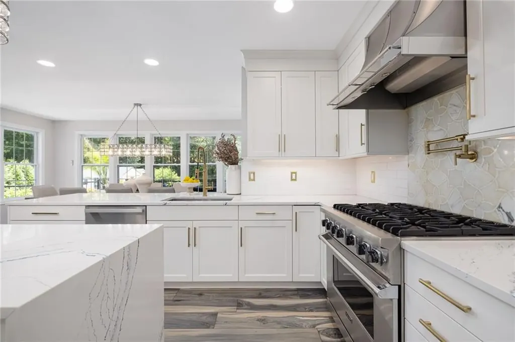 64 Fieldstone Lane North Kingstown RI 02874
