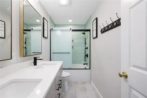 64 Fieldstone Lane North Kingstown RI 02874