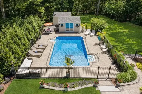 64 Fieldstone Lane North Kingstown RI 02874