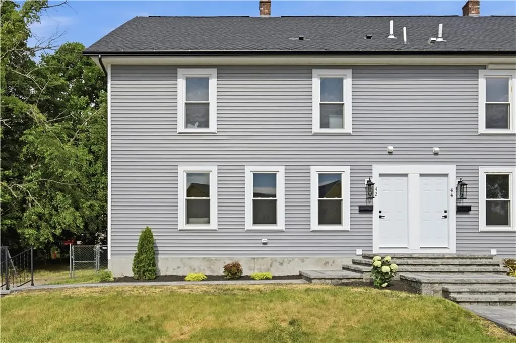 42 Park Place Burrillville RI 02859