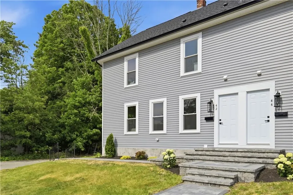 42 Park Place Burrillville RI 02859