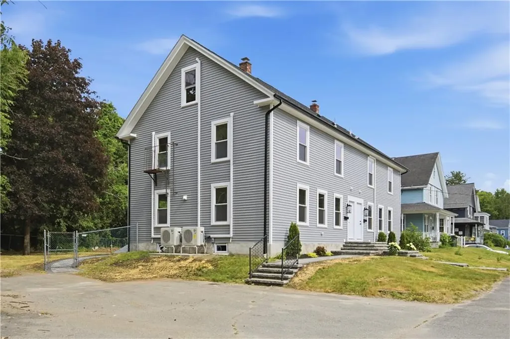42 Park Place Burrillville RI 02859