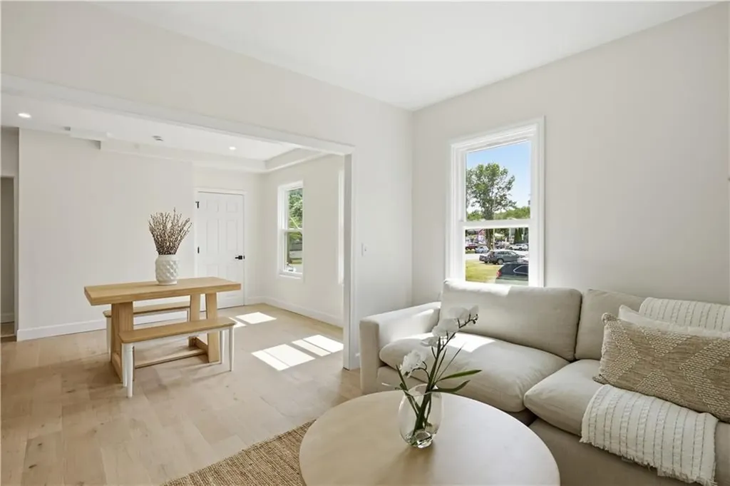 42 Park Place Burrillville RI 02859