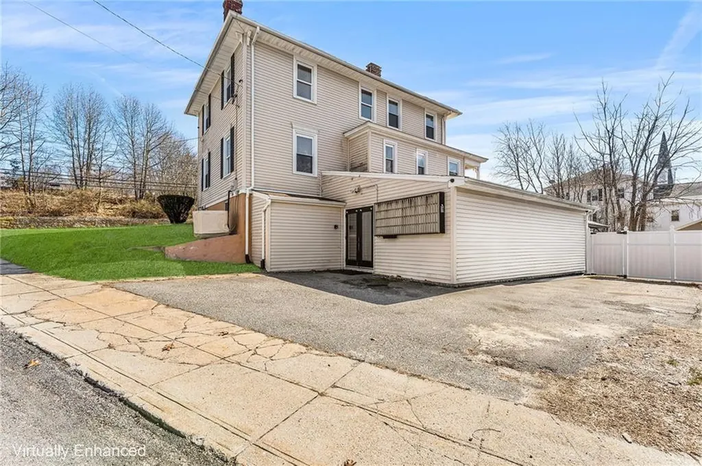 1605 Main Street West Warwick RI 02893