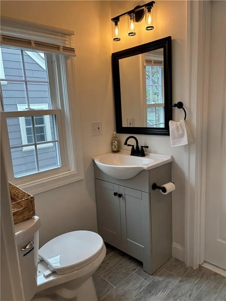 60 Sargent Ave Avenue Providence RI 02906