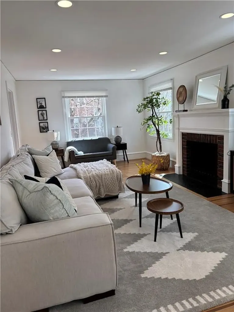 60 Sargent Ave Avenue Providence RI 02906