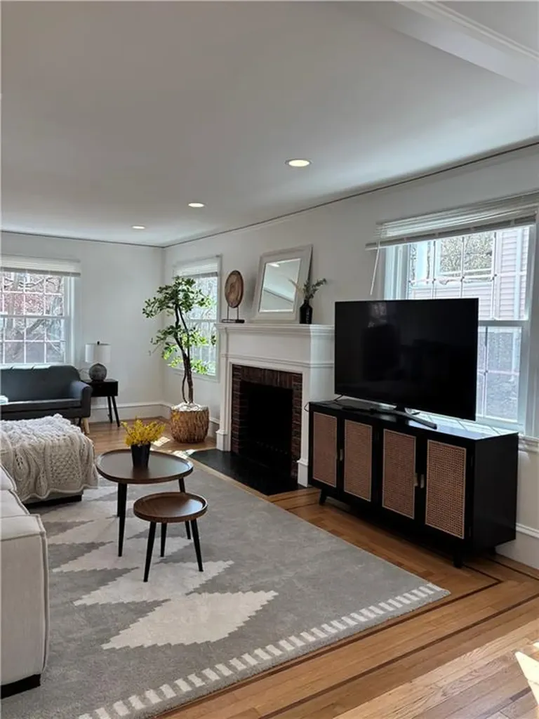 60 Sargent Ave Avenue Providence RI 02906