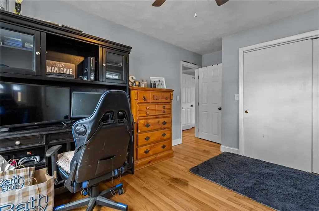 71 Garfield Street North Providence RI 02904