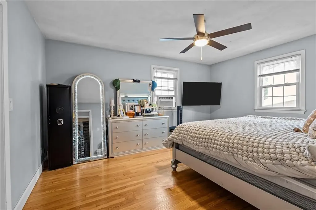 71 Garfield Street North Providence RI 02904