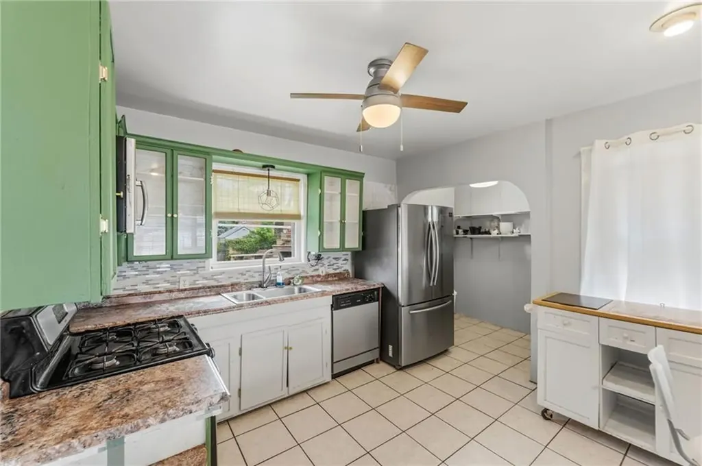 34 Intervale Road Cranston RI 02910