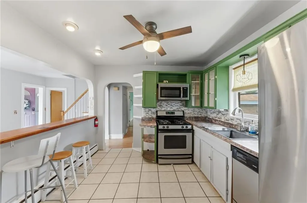 34 Intervale Road Cranston RI 02910
