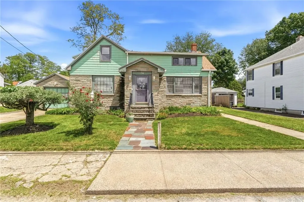34 Intervale Road Cranston RI 02910