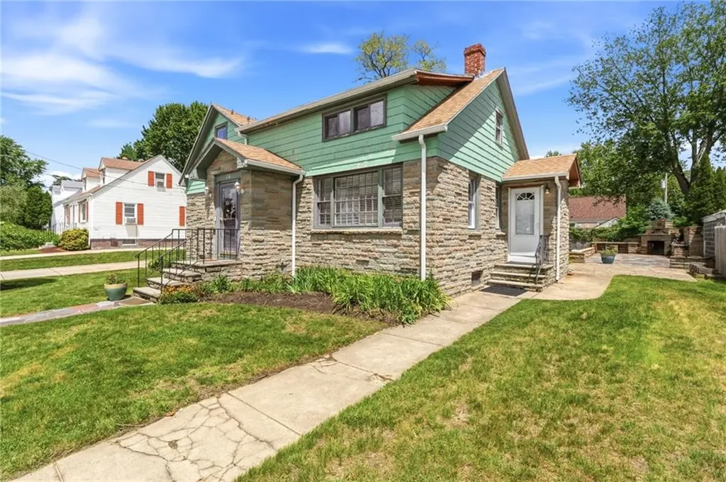34 Intervale Road Cranston RI 02910