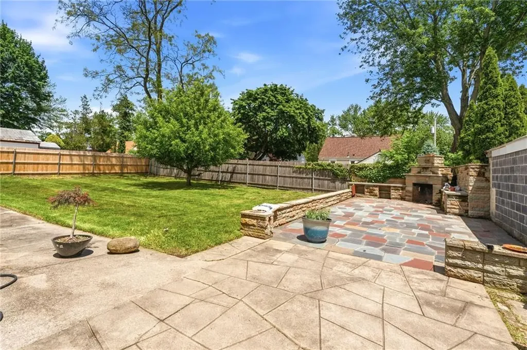 34 Intervale Road Cranston RI 02910