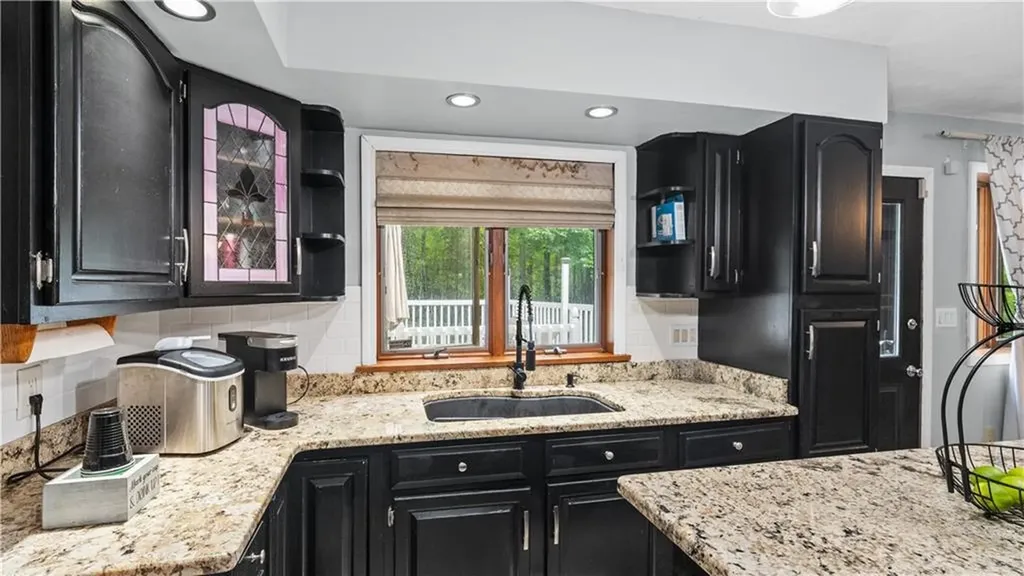 185 Scott Road Cumberland RI 02864